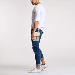 مملوكة مسبقًا Prada Beige Re-Nylon and Saffiano Leather Smartphone Case Bag