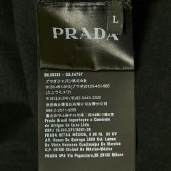 مملوكة مسبقًا Prada Black Cotton Patch Pocket Detail V-Neck T-Shirt L