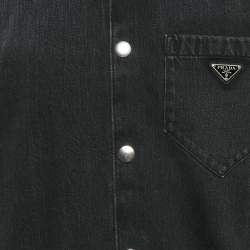 مملوكة مسبقًا Prada Black Faded Denim Logo Plaque Short Sleeve Shirt XS