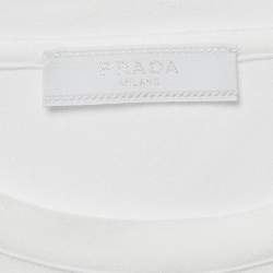 Pre Owned تي شيرت برادا قطني أبيض بتفاصيل الشعار مقاس كبير