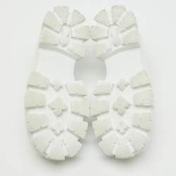 Pre Owned حذاء لوفرز برادا مونوغرافي جلد أبيض مقاس 42.5