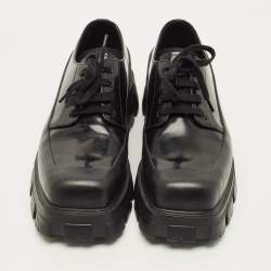 مملوكة مسبقًا Prada Monolith Size 44 Black Leather and Rubber Loafers