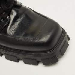 مملوكة مسبقًا Prada Monolith Size 44 Black Leather and Rubber Loafers