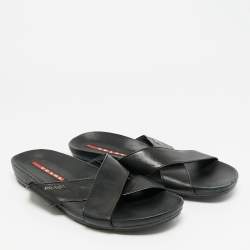 مملوكة مسبقًا Prada  Size 43.5 Black Leather Crisscross Flat Slides