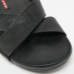 مملوكة مسبقًا Prada  Size 43.5 Black Leather Crisscross Flat Slides