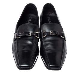 مملوكة مسبقًا Prada Black Leather Loafers Size 42