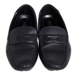 مملوكة مسبقًا حذاء لوفرز برادا سير بيني سليب أون جلد مخرم أزرق و أسود مقاس 41