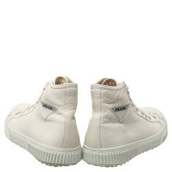 مملوكة مسبقًا Prada White Leather Cap Toe Logo Patch High Top Sneakers Size 44.5 