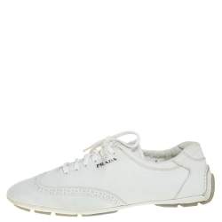 Pre Owned حذاء رياضي برادا سبورت جلد أبيض منخفض من أعلى مقاس 42