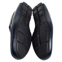 مملوكة مسبقًا حذاء لوفرزبرادا جلد أزرق سليب أون مقاس 41