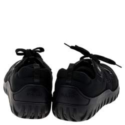 مملوكة مسبقًا حذاء رياضي برادا سبورت جلد وشبك أسود عنق منخفض مقاس 42 