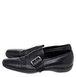 مملوكة مسبقًا حذاء لوفرز برادا جلد أسود مزين إبزيم سليب أون مقاس 44