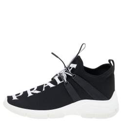 مملوكة مسبقًا حذاء رياضي برادا قماش تريكو أسود بالشعار بعنق منخفض مقاس 39