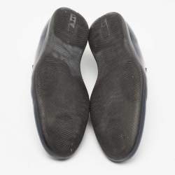 مملوكة مسبقًا Prada Navy Blue Leather Penny Slip On Loafers Size 44.5