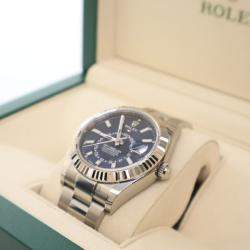 Rolex Blue Sky-Dweller Blue Sky Oyster Automatic  Men's Watch 42 mm