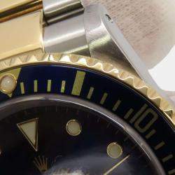 Rolex Blue 18k Yellow Gold Stainless Steel Submariner 16613 Automatic Men's Wristwatch 40 mm