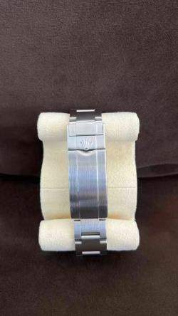 Pre Owned Rolex Submariner 116610LV Automatic Green Stainless Steel Automatic Men's Wristwatch 40 mm