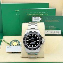 Pre Owned Rolex Submariner 124060 Automatic Black Ceramic Stainless Steel Men's Wristwatch 41 mm