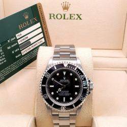 Pre Owned Rolex Submariner 14060 Automatic Black Stainless Steel Men's Wristwatch 40 mm