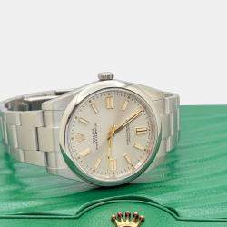 Pre Owned Rolex Oyster Perpetual 124300 Automatic Silver Stainless Steel Men's Wristwatch 41 mm