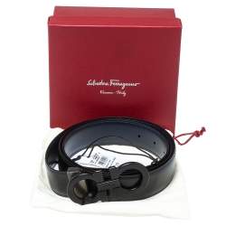 Pre Owned Salvatore Ferragamo Black/Navy Blue Leather Gancini Buckle Belt Size 115CM