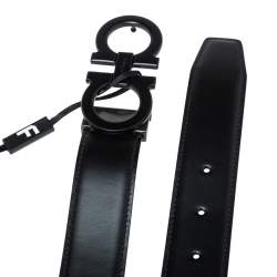 Pre Owned Salvatore Ferragamo Black/Navy Blue Leather Gancini Buckle Belt Size 115CM