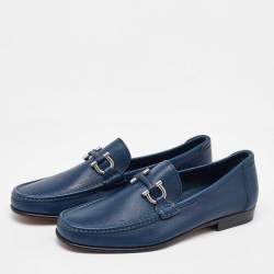 مملوكة مسبقًا Salvatore Ferragamo Blue Leather Gancini Slip On Loafers Size 41.5