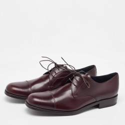 Pre Owned Salvatore Ferragamo Dark Burgundy Leather Lace Up Derby Size 41.5