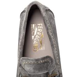 Pre Owned Salvatore Ferragamo Grey Suede Parigi Studded Driving Loafer Size 40