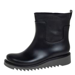 Pre Owned Salvatore Ferragamo Black Rubber and Leather Ankle Boots Size 42