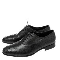 مملوكة مسبقًا Salvatore Ferragamo Dark Grey Ostrich Leather Gris Oxfords Size 44