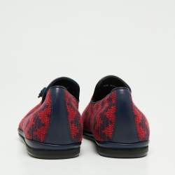 مملوكة مسبقًا حذاء لوفرز سالفاتوري فيراغامو فابيو قماش أحمر/أزرق بشراشيب مقاس 43