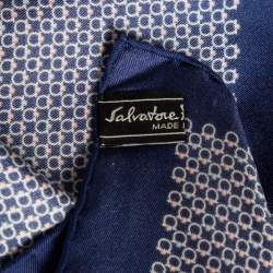 Pre Owned Salvatore Ferragamo Blue Silk Gancini Pocket Square