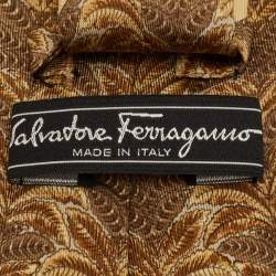 مملوكة مسبقًا ربطة عنق سالفاتوري فيراغامو حرير طباعة ورقة بنية تقليدية