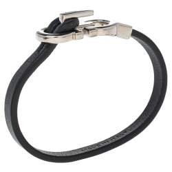 Pre Owned Salvatore Ferragamo Blue Leather Gancini Clasp Bracelet