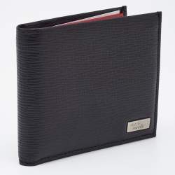 Pre Owned Salvatore Ferragamo Black Textured Leather Logo Bifold Wallet