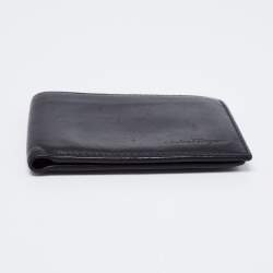 Pre Owned Salvatore Ferragamo Black Leather Bifold Compact Wallet