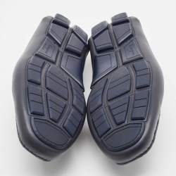 مملوكة مسبقًا Salvatore Ferragamo Navy Blue Leather Slip On Loafers Size 42