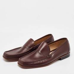 مملوكة مسبقًا Salvatore Ferragamo Dark Brown Leather Slip On Loafers Size 41.5