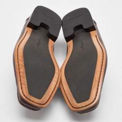 مملوكة مسبقًا Salvatore Ferragamo Dark Brown Leather Slip On Loafers Size 41.5