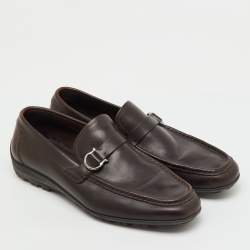 مملوكة مسبقًا حذاء لوفرز سالفاتوري فيراغامو غانتشو جلد بني داكن بدون كعب مقاس 43