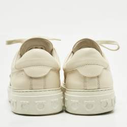 مملوكة مسبقًا Salvatore Ferragamo Cream Leather and Suede Sultan Low Top Sneakers Size 42.5