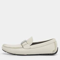 Pre Owned Salvatore Ferragamo Cream Leather Gancini Loafers Size 42