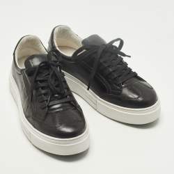 مملوكة مسبقًا Salvatore Ferragamo Gancini Size 40 Black Leather Lace Up Sneakers