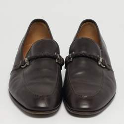 مملوكة مسبقًا Salvatore Ferragamo Gancini Size 42.5 Brown Leather Loafers