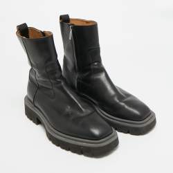 مملوكة مسبقًا Salvatore Ferragamo Size 45 Black Leather Chelsea Boots