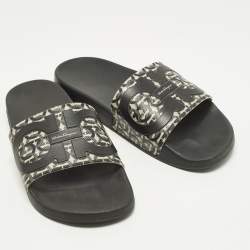 Pre Owned صندل سلايد سالفاتوري فيراغامو غانسيني مطاطي بلونين مقاس 43