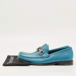 مملوكة مسبقًا Salvatore Ferragamo Gancini Bit Size 42.5 Blue Leather Loafers