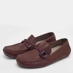 Pre Owned حذاء لوفرز سليب أو ن سالفاتوري فيراغامو جلد خمري مقاس 40.5