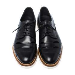 Pre Owned  حذاء أوكسفورد سالفاتوري فيراغامو فاموسو برباط جلد مفرغ أسود مقاس 41